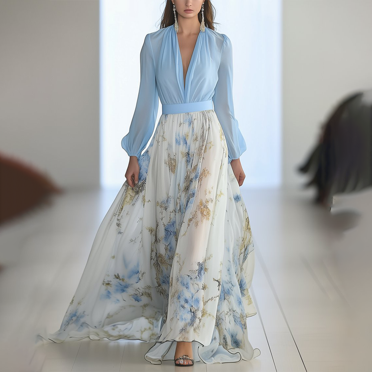 Rosea Elegant Maxi Dress with Floral Print