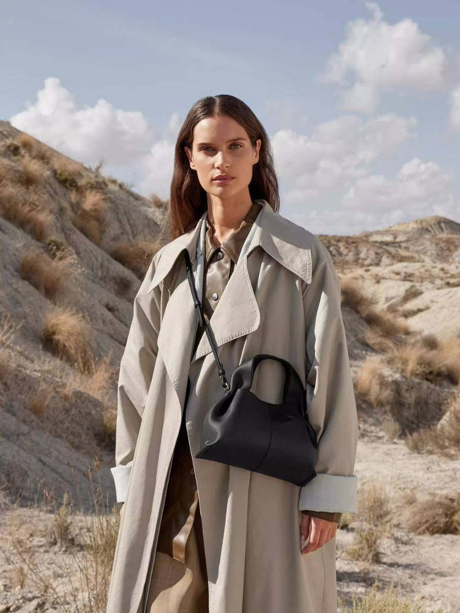 Rosea malá crossbody kabelka z kůže